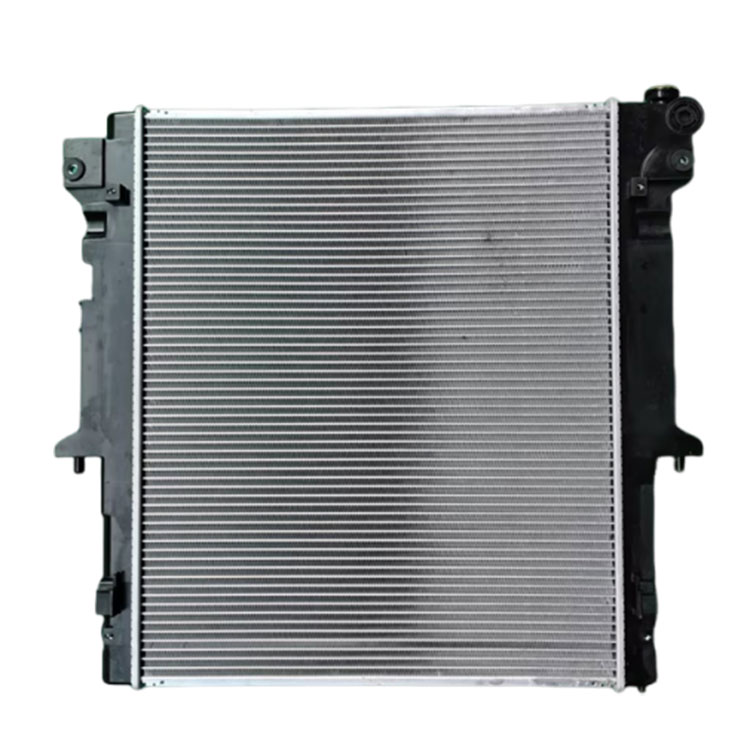 मित्सुबिशी पजेरो 15 L200 4D56 रेडिएटर